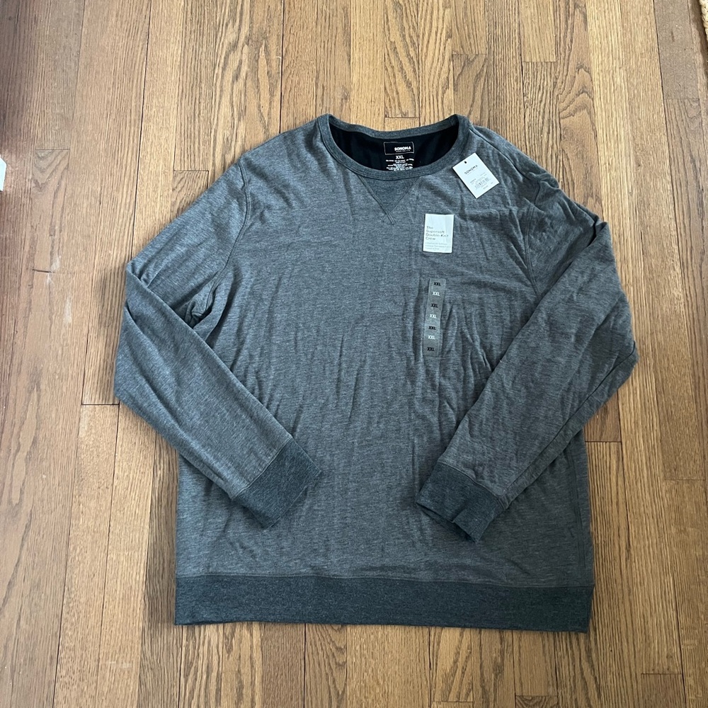 Cozy Gray Crewneck Long Sleeve Top with Soft Knit Fabric